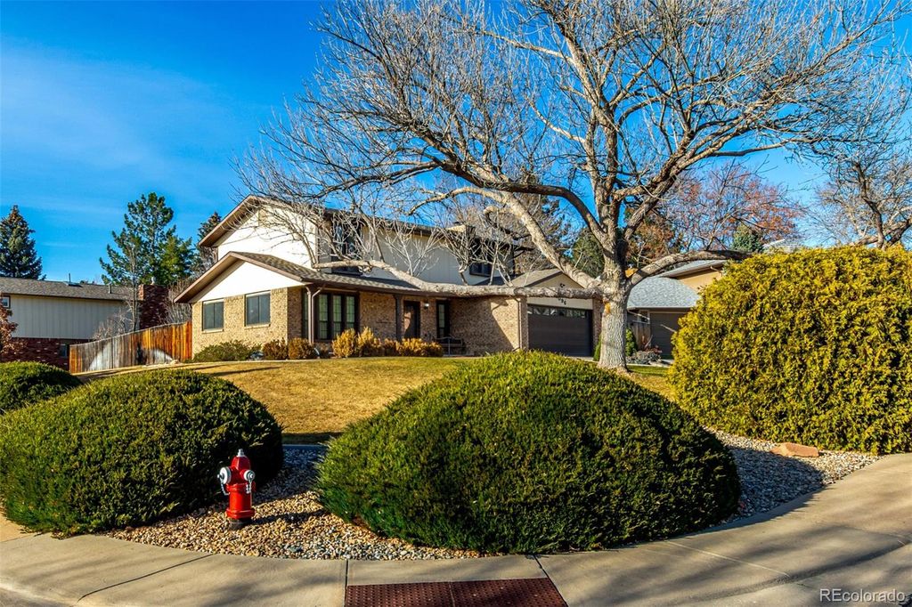 Photo of 1096 Princeton Drive, Longmont, CO 80503 (MLS # 7465523)