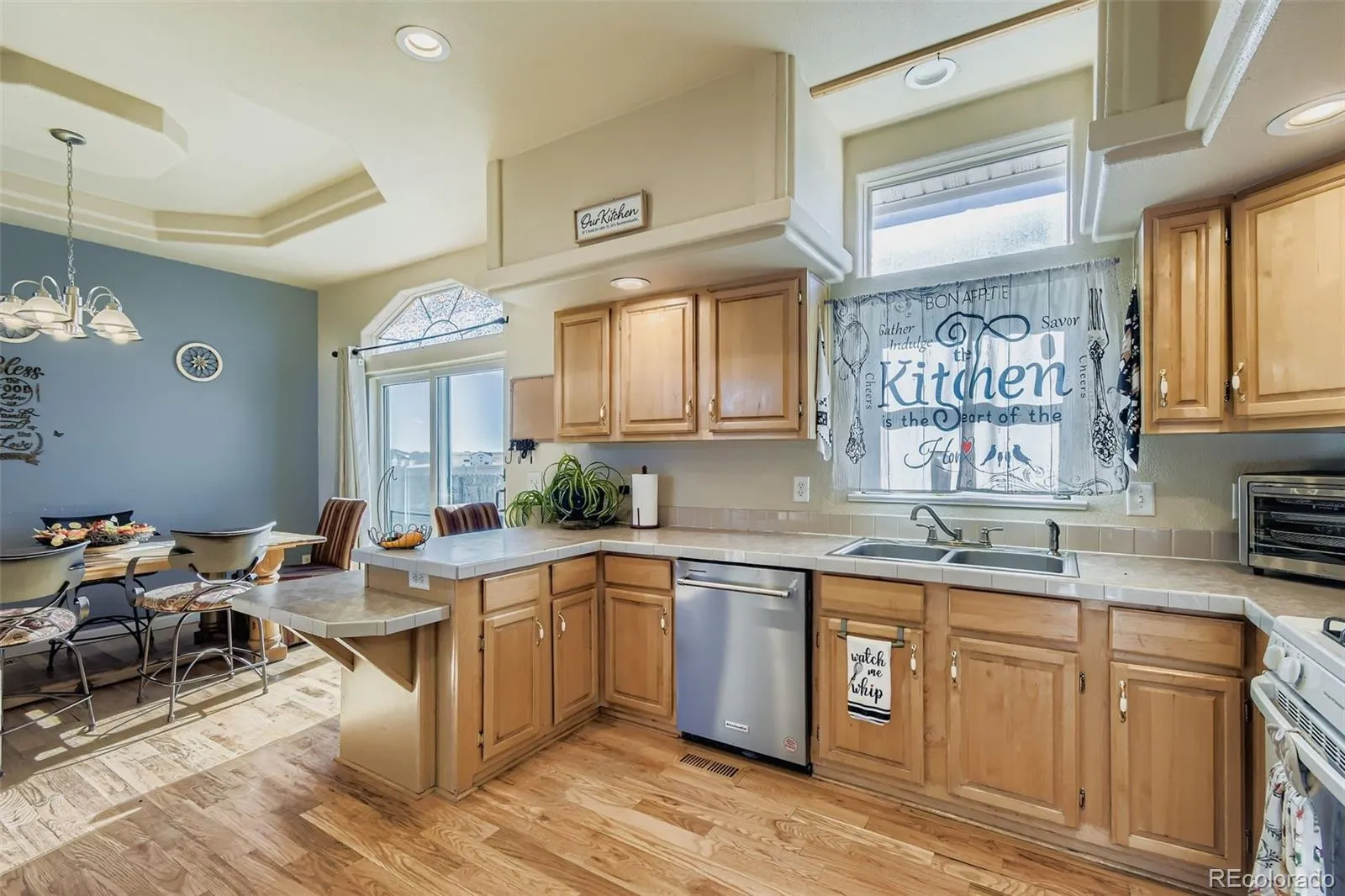 Keenesburg, Colorado 80643, United States, 4 Bedrooms Bedrooms, ,3 BathroomsBathrooms,Residential,Active,235973