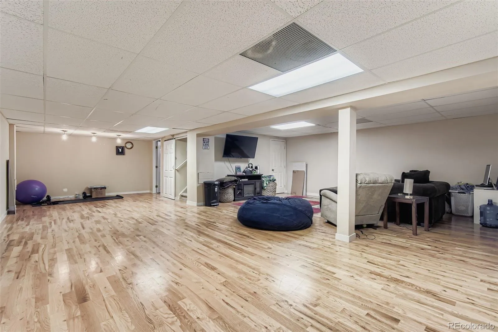 Keenesburg, Colorado 80643, United States, 4 Bedrooms Bedrooms, ,3 BathroomsBathrooms,Residential,Active,235973