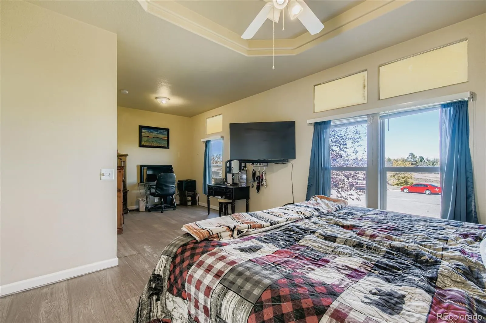 Keenesburg, Colorado 80643, United States, 4 Bedrooms Bedrooms, ,3 BathroomsBathrooms,Residential,Active,235973