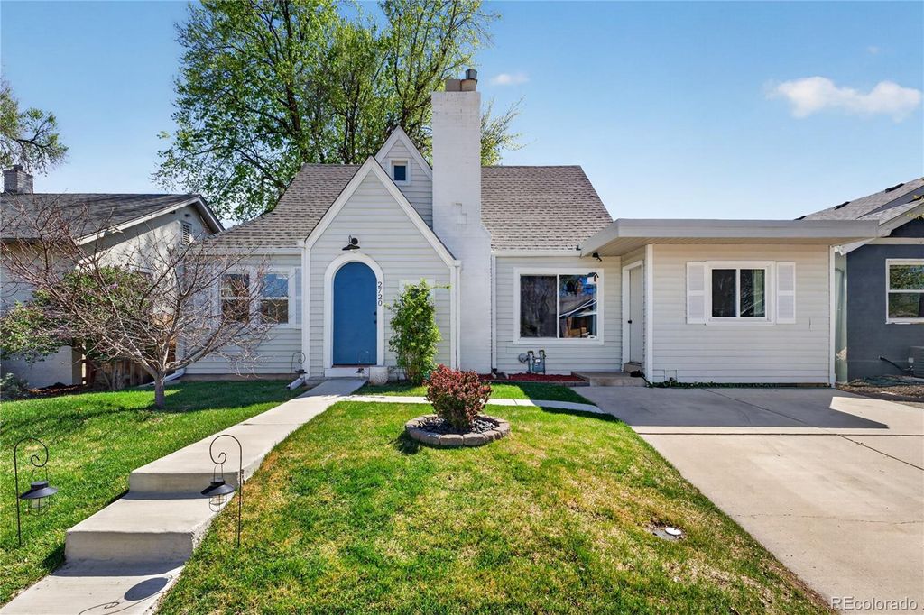 Photo of 2720 S Logan Street, Englewood, CO 80113 (MLS # 9594598)