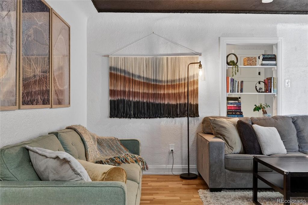 Photo of 2720 S Logan Street, Englewood, CO 80113 (MLS # 9594598)