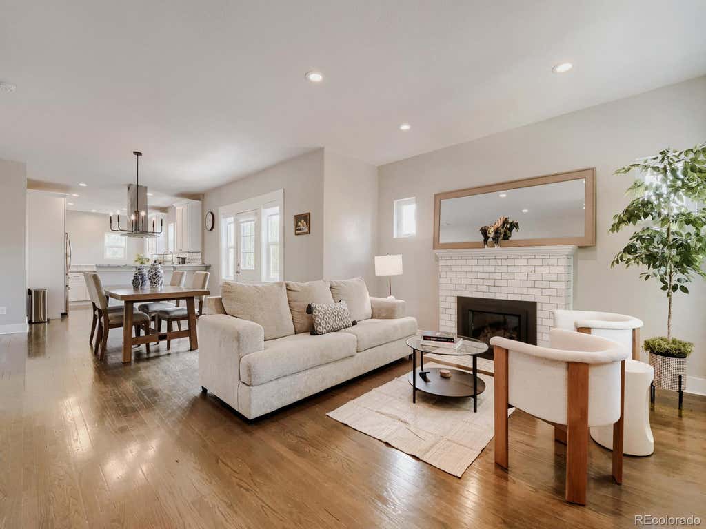 Photo of 2695 Fairfax Street, Denver, CO 80207 (MLS # 4309152)