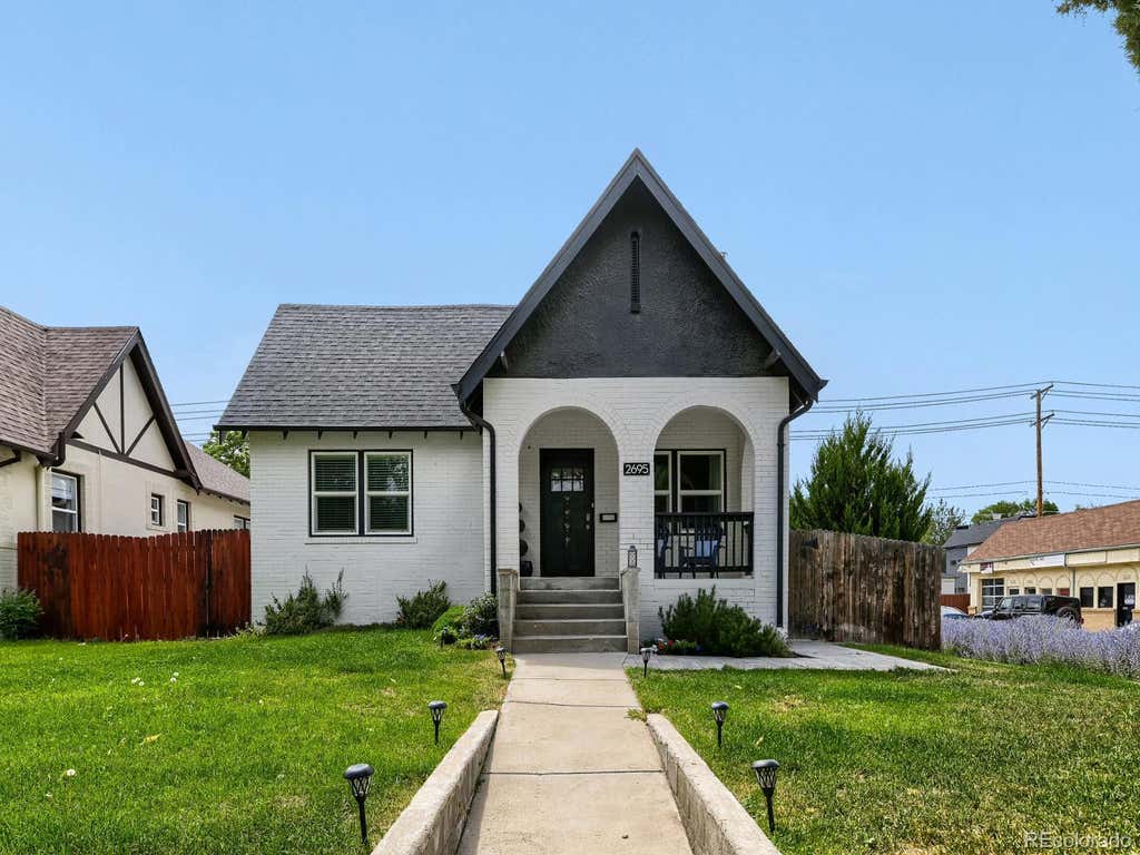 Photo of 2695 Fairfax Street, Denver, CO 80207 (MLS # 4309152)