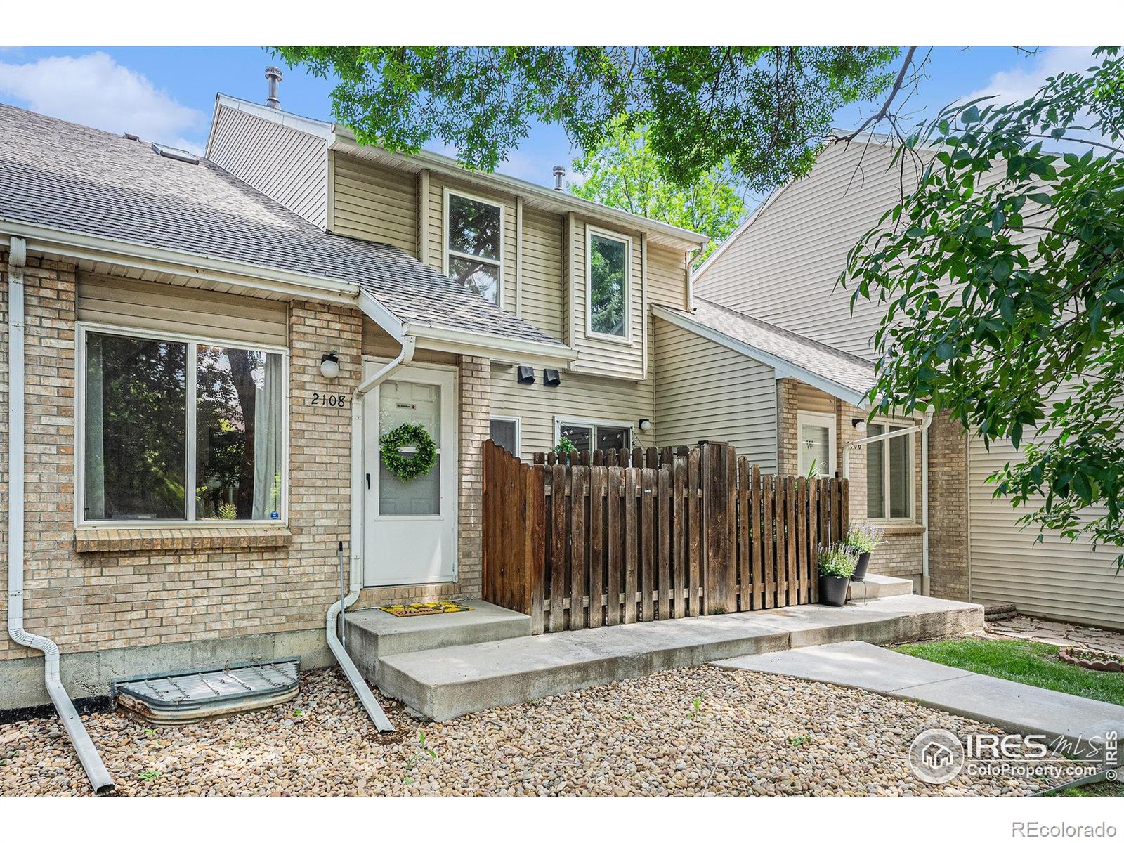 2108 Meadow Court