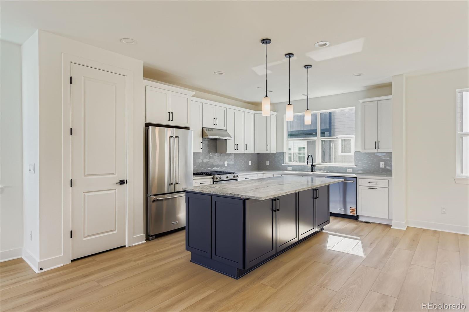 10990 E Hinsdale Circle, Centennial, CO, 80112 1 10990 E Hinsdale Circle