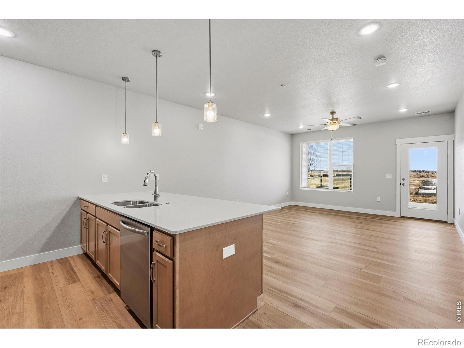 968 Birdwhistle Lane 8