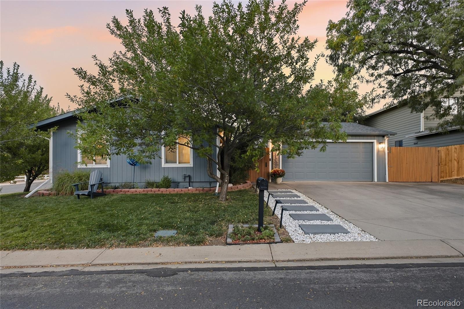 6214 W 92nd Place