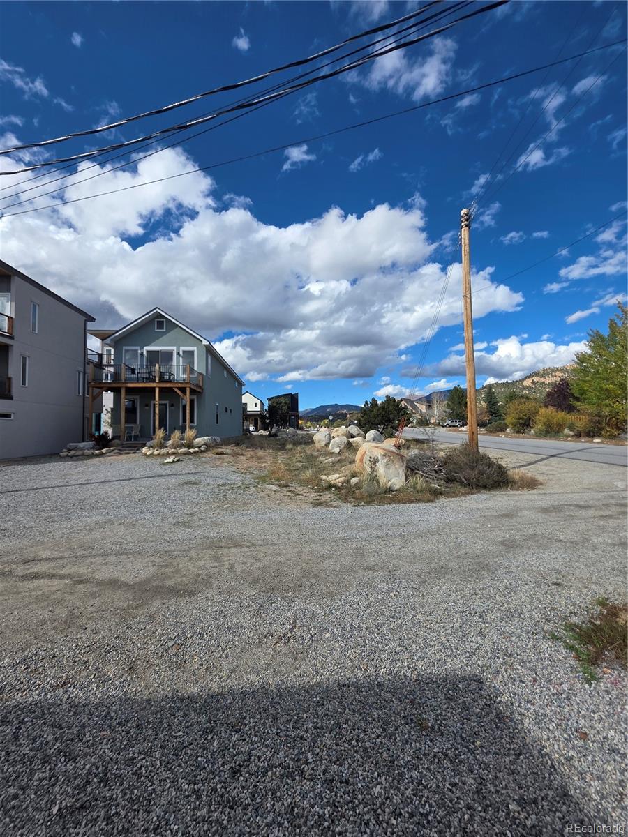 491 E Arkansas Street