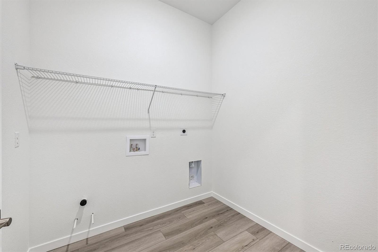 3789 Emerald Shore Circle