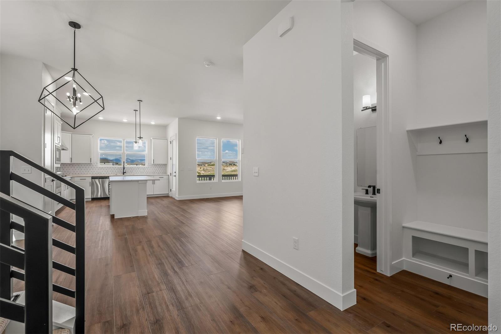 8920 Frolic View