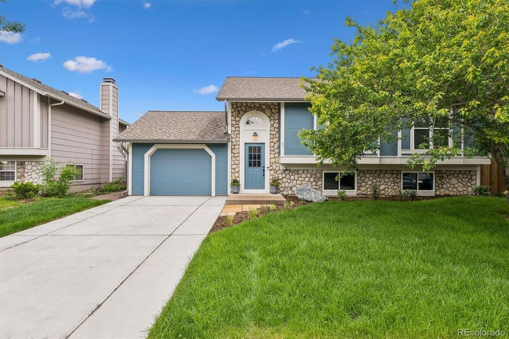 Photo of 632 W Chestnut Court, Louisville, CO 80027 (MLS # 3584532)