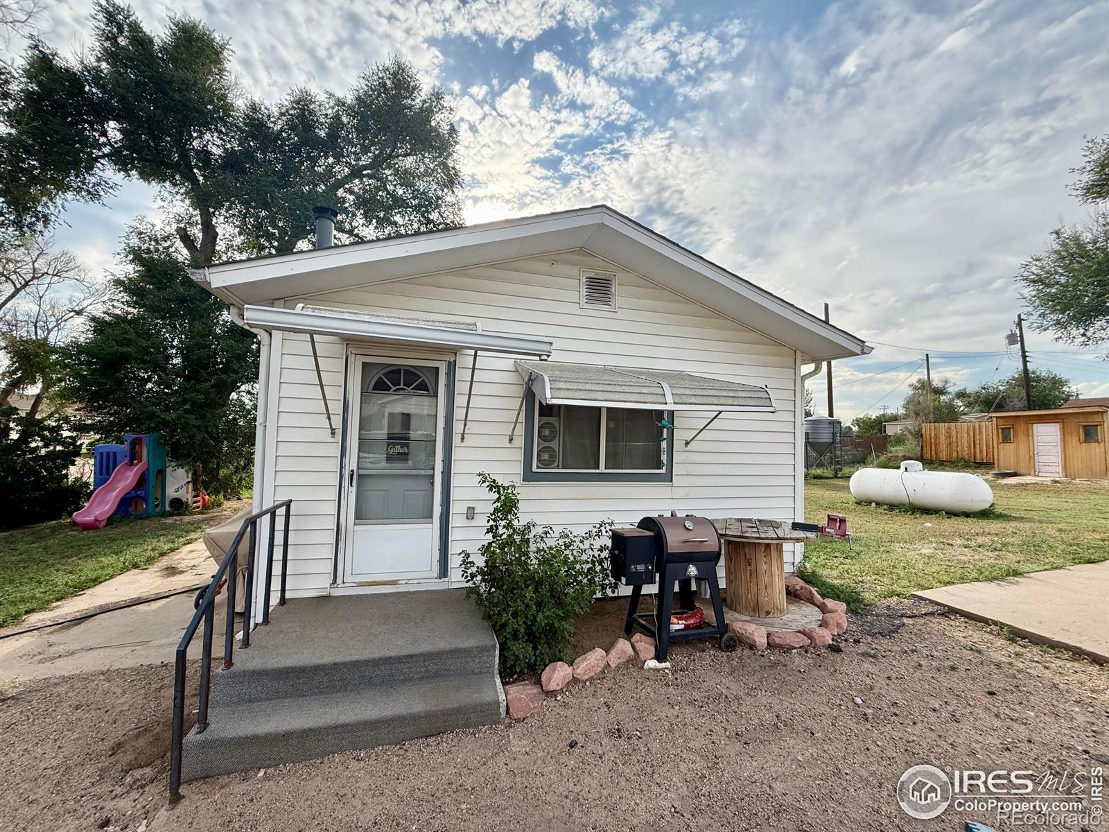 24797 Pleasant Hill Avenue