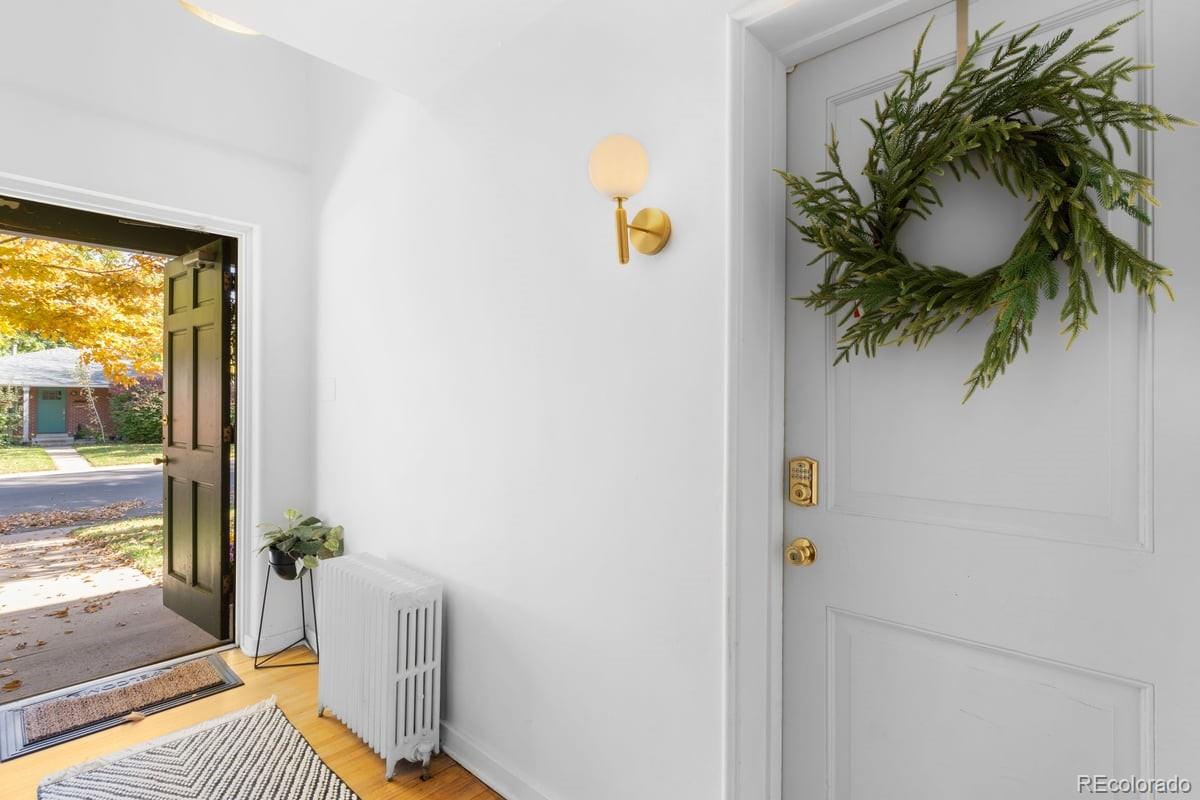 1163 Krameria Street 1