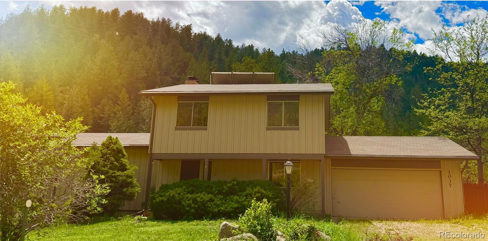 1037 Wagonwheel Gap Road