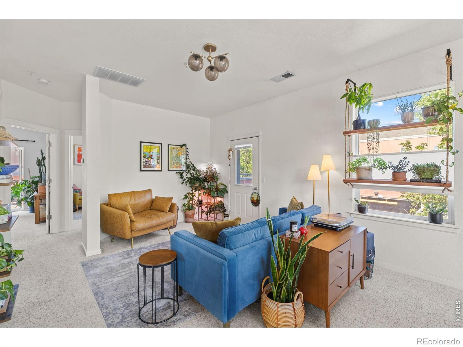 2630 Iris Avenue A21