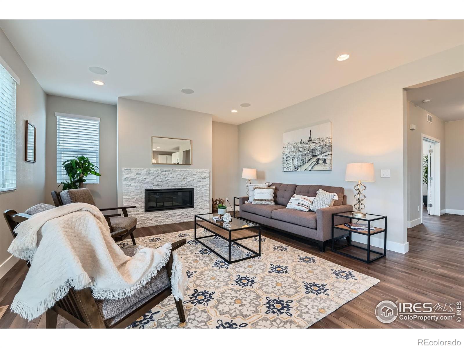 38 Morgan Circle S