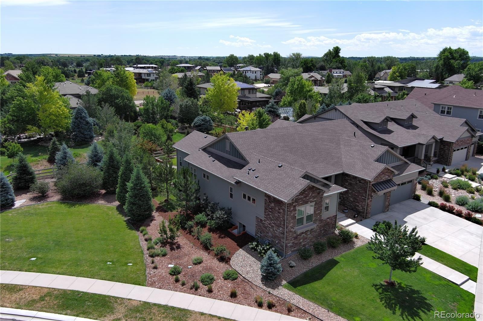 2204 Sedgwick Court