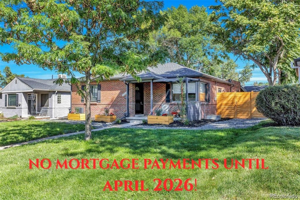 Photo of 2960 Poplar Street, Denver, CO 80207 (MLS # 8167596)