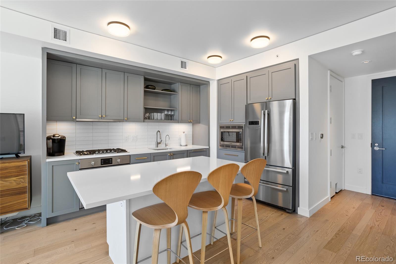 1750 Wewatta Street 1402