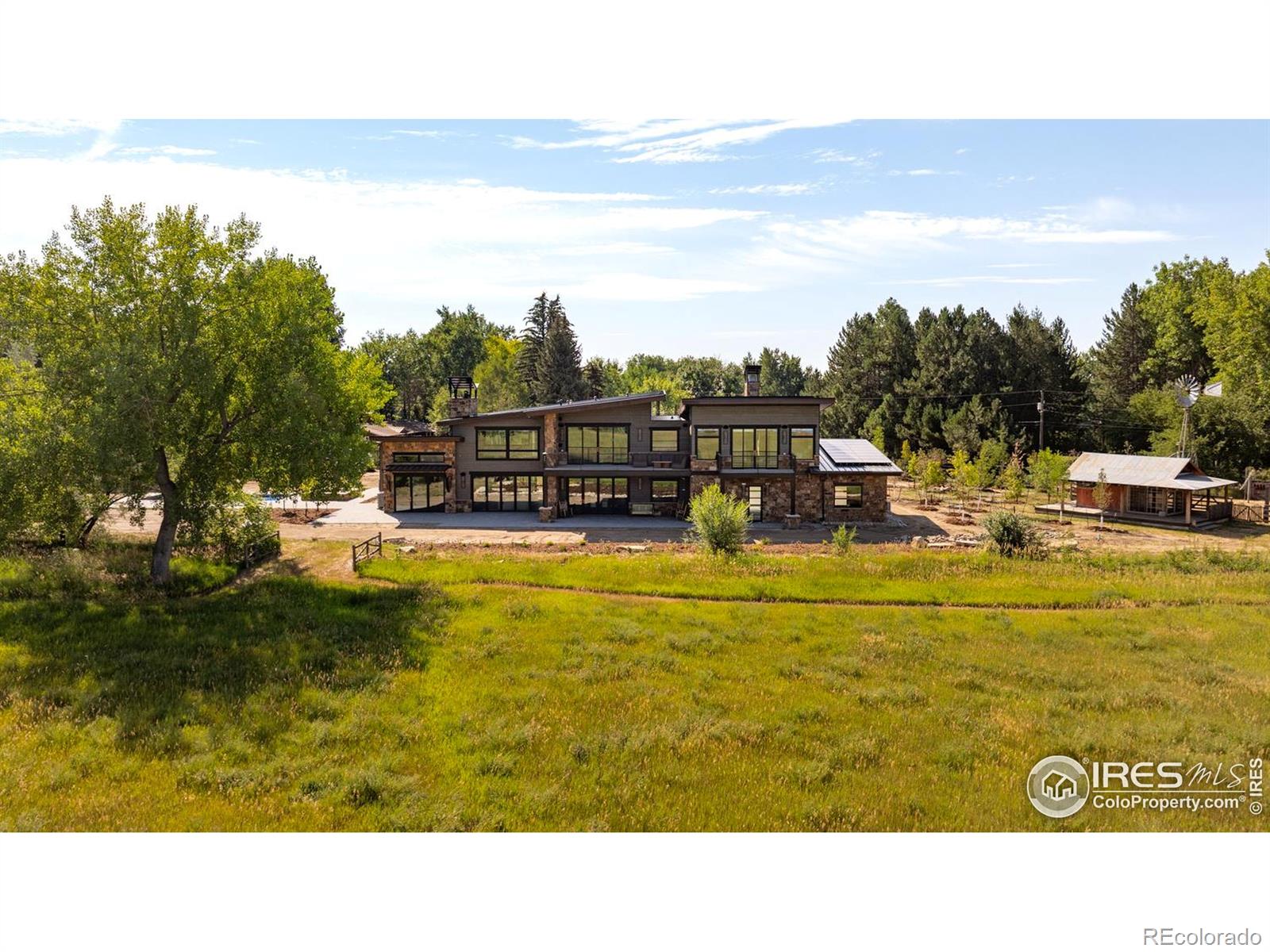 12357 N 75th Street