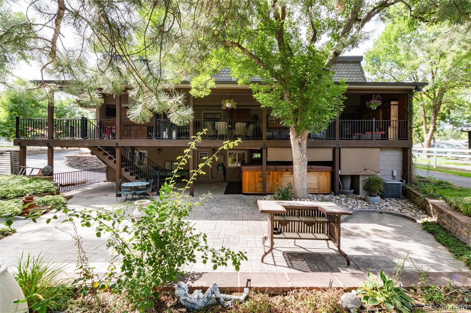 730 Crescent Lane