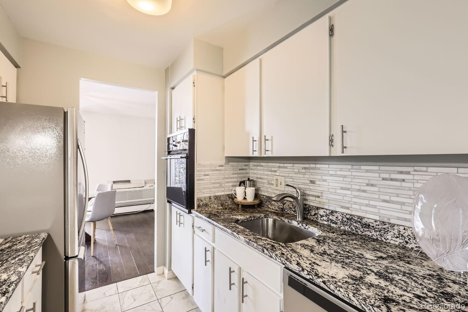 955 Eudora Street 407E