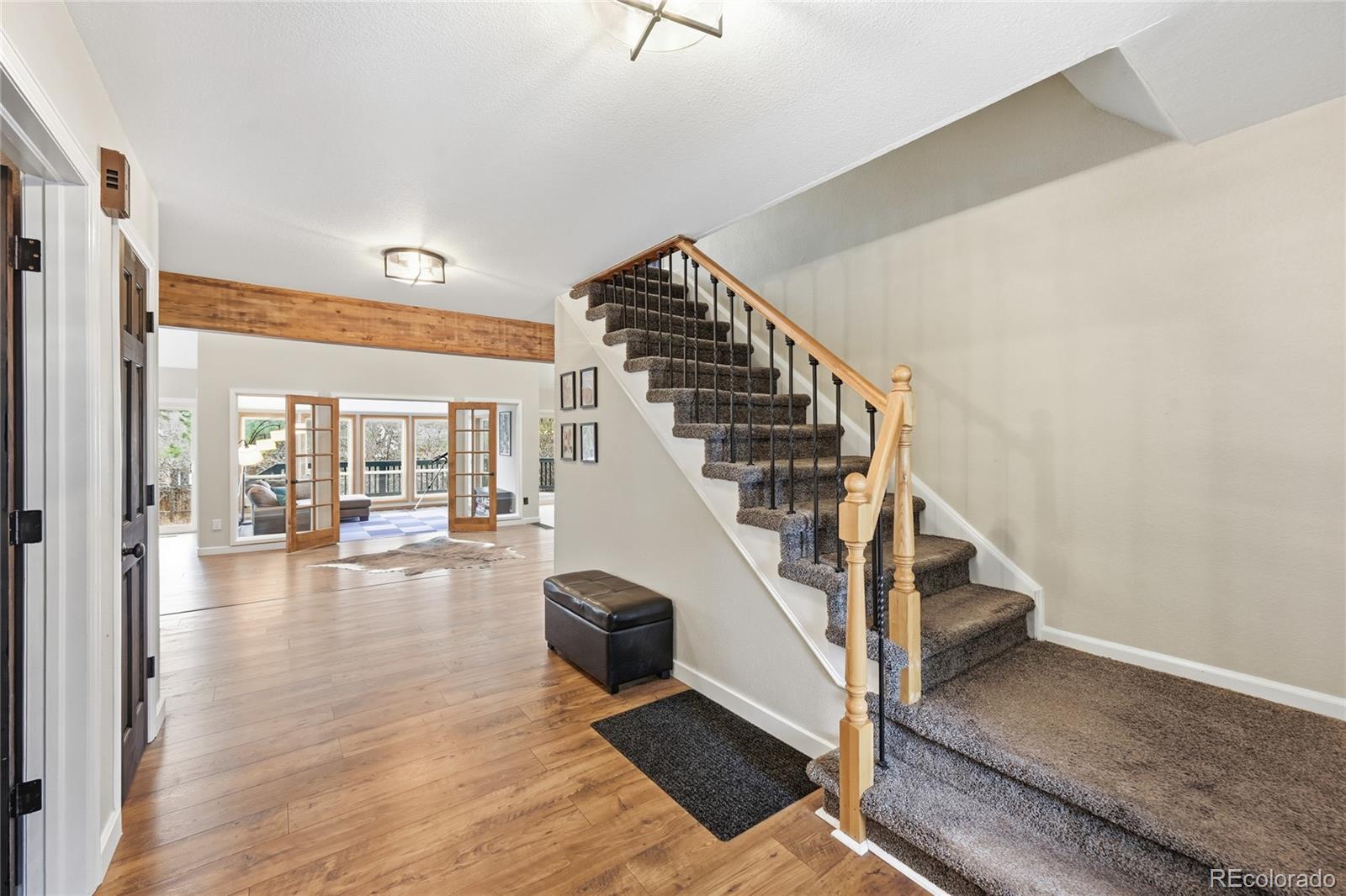 8286 Lightening View Drive