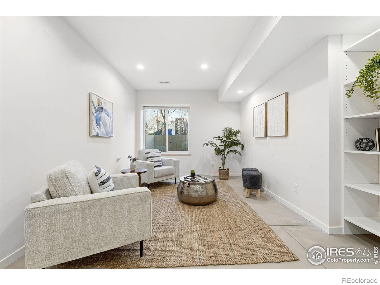 912 Confidence Drive