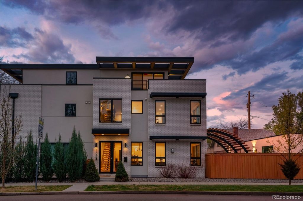 Photo of 1135 E Virginia Avenue, Denver, CO 80209 (MLS # 3574374)