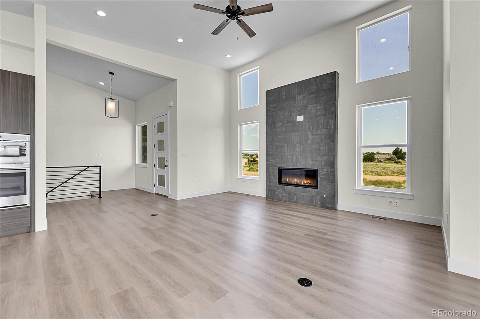 1250 W Presidio Drive