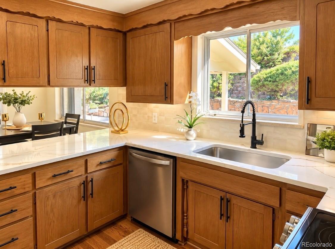 11100 W 25th Place