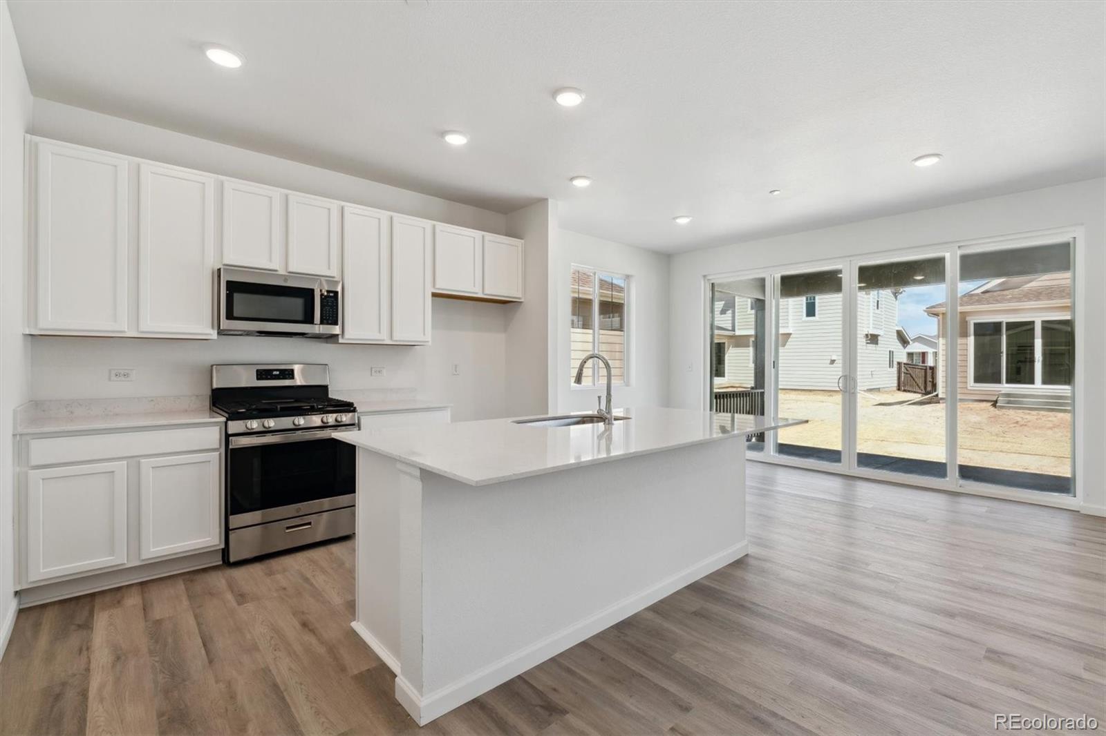 9672 Cathay Street, Commerce City, CO, 80022 3 9672 Cathay Street