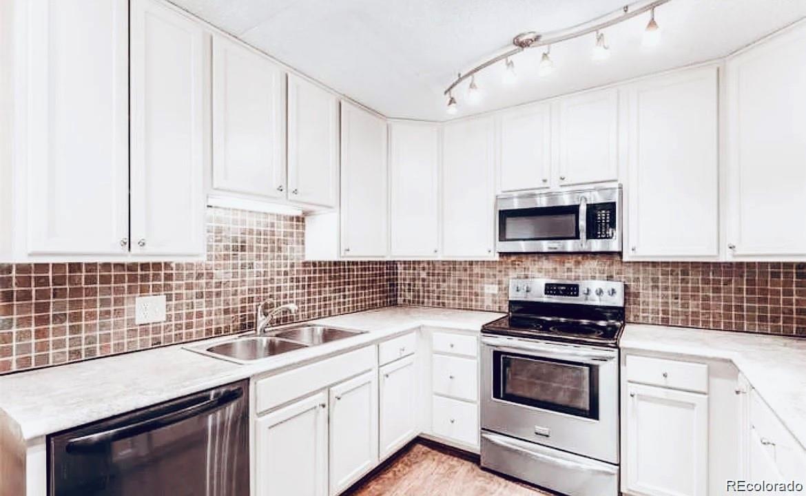 600 S Clinton Street 1A