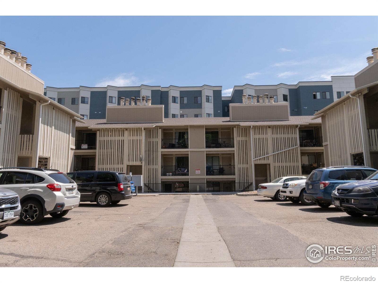 1209 W Plum Street 7