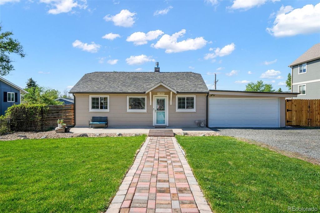 Photo of 11860 W Independence Avenue, Lakewood, CO 80401 (MLS # 3321745)