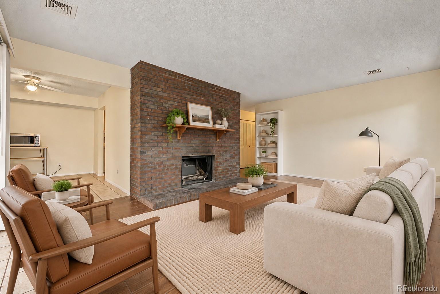 500 Manhattan Drive D4
