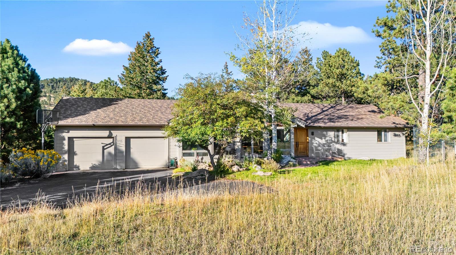 1715 Foothills Drive