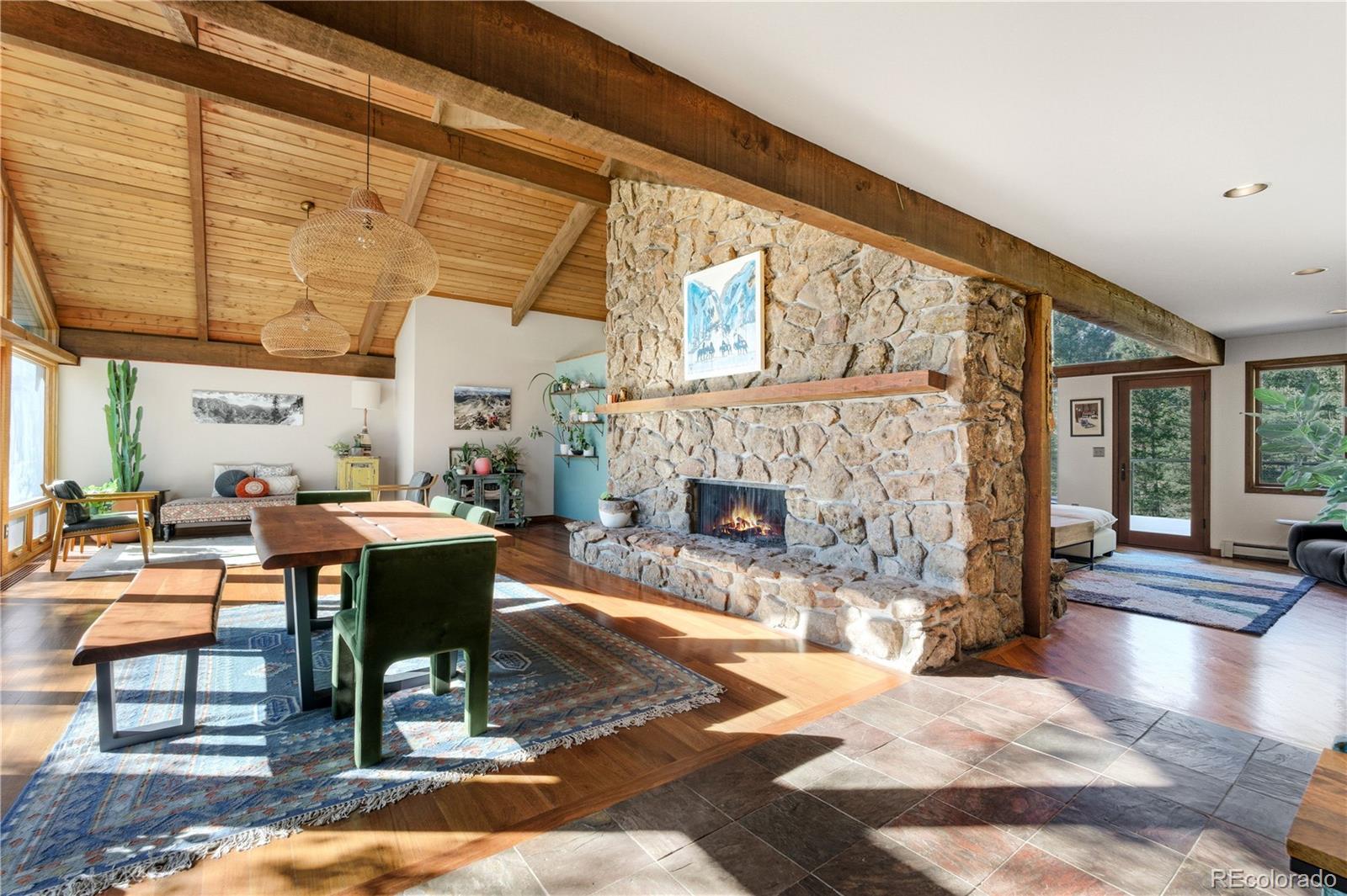 1715 Foothills Drive