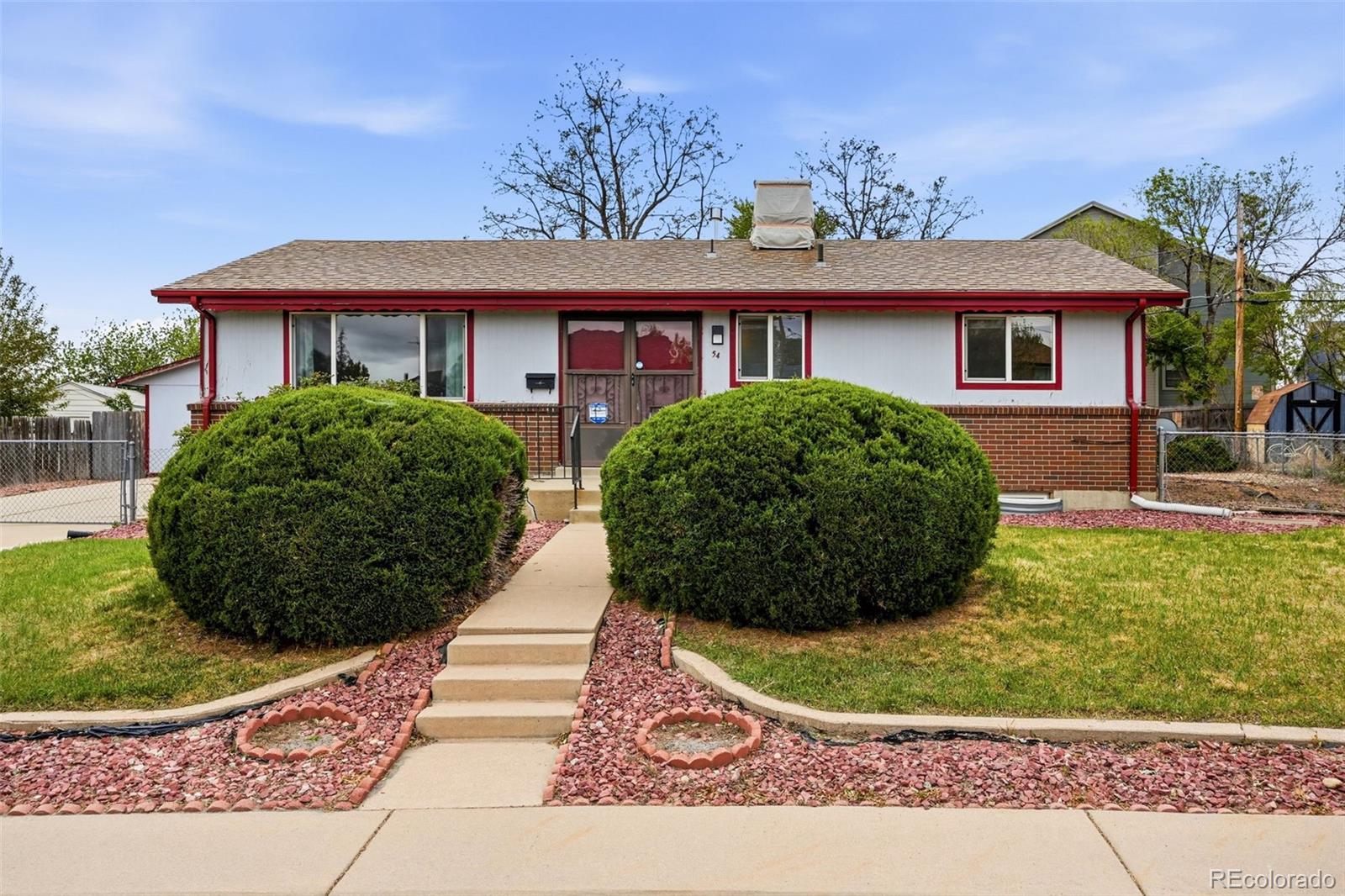 54 Leona Drive