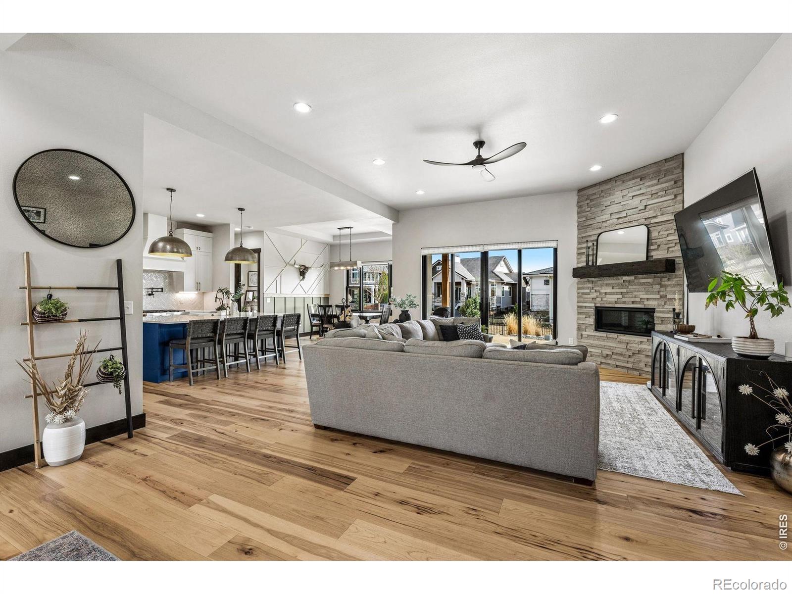 2355 Sugarloaf Road