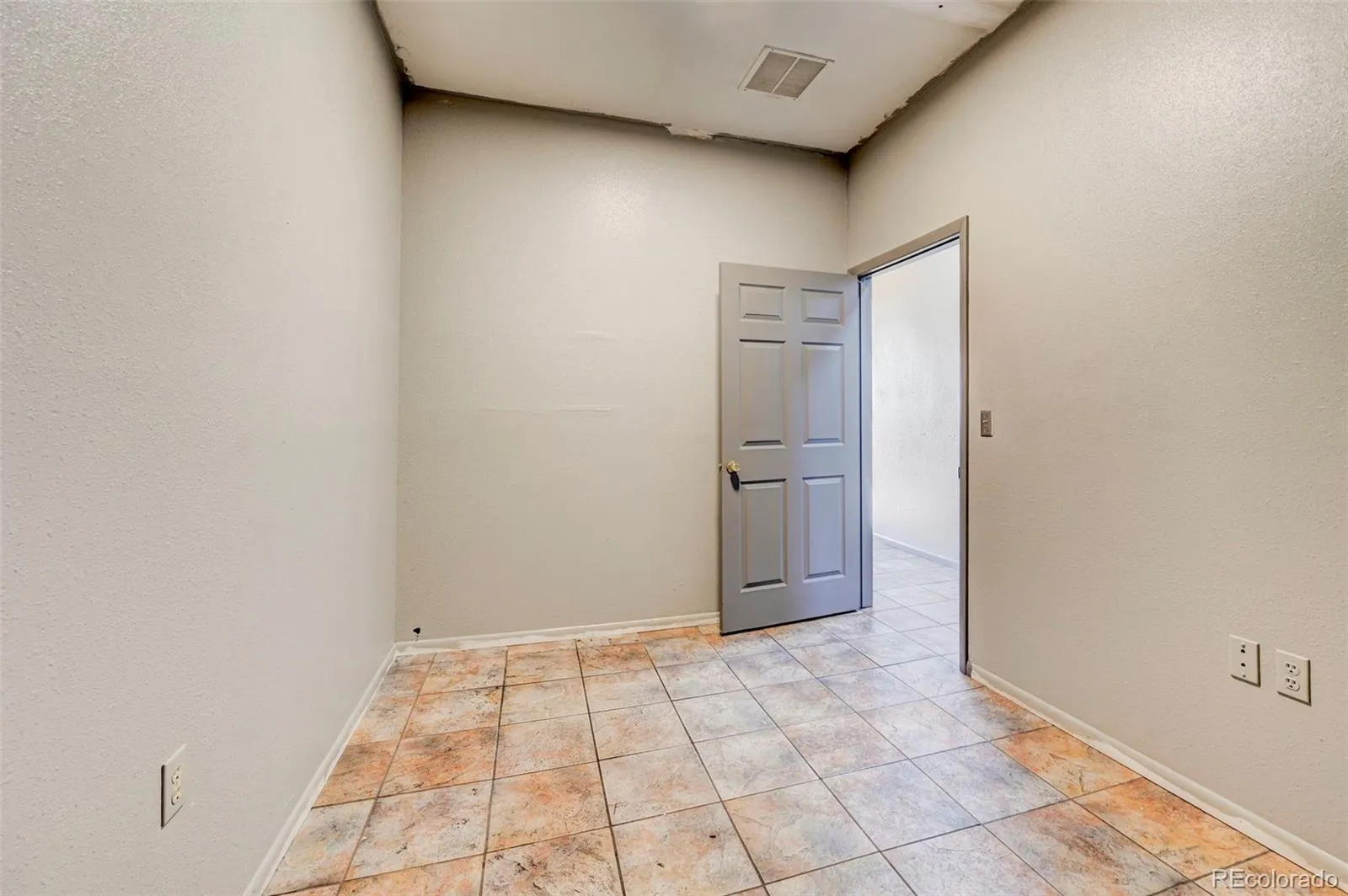 Colorado Springs, Colorado 80905, United States, ,Residential,Active,169706