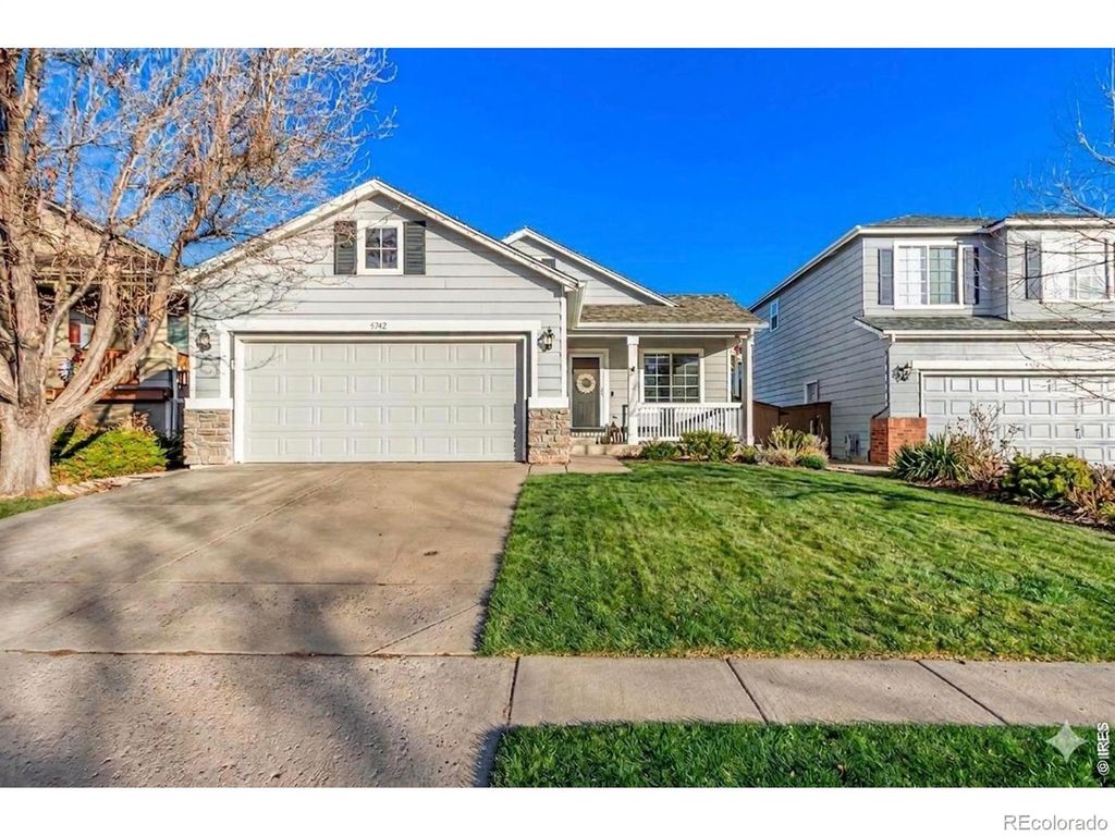 Photo of 9712 Queenscliffe Drive, Highlands Ranch, CO 80130 (MLS # IR1058100)
