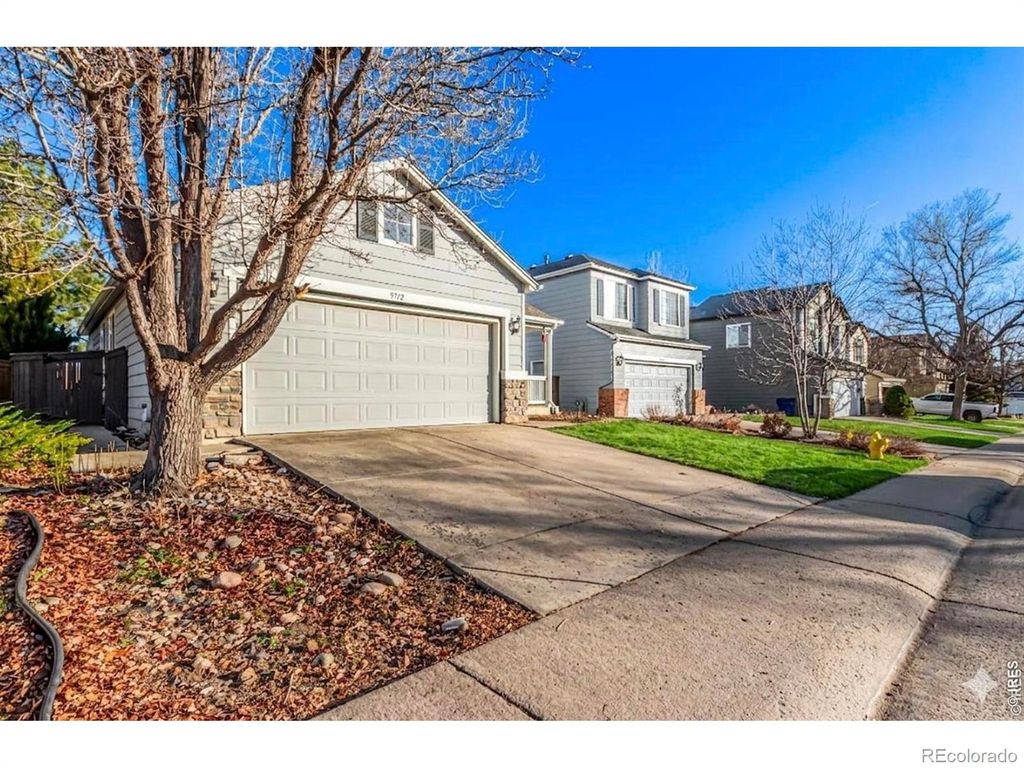 Photo of 9712 Queenscliffe Drive, Highlands Ranch, CO 80130 (MLS # IR1058100)