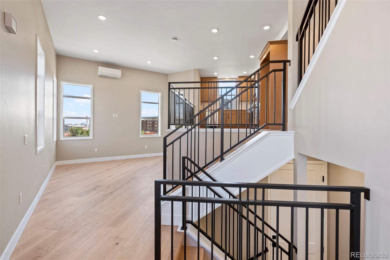 2500 W 29th Avenue