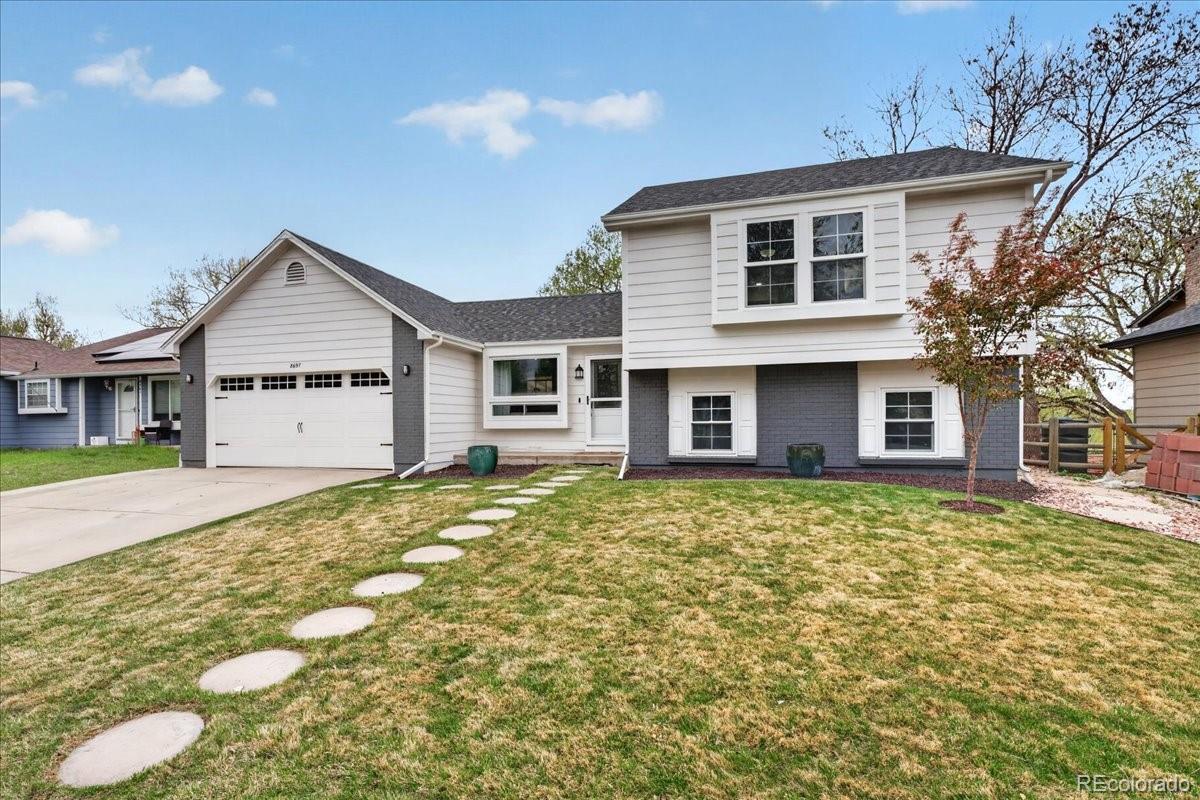 8697 Aspen Circle