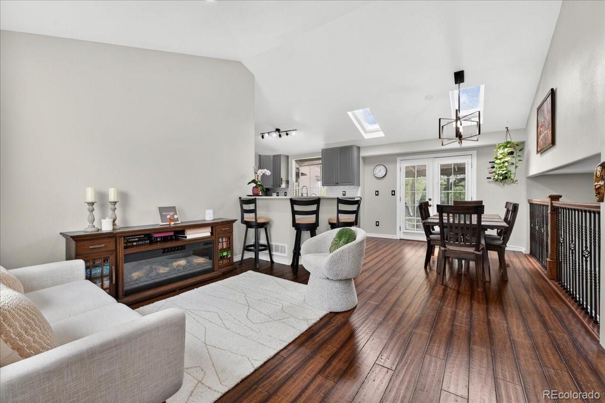 8697 Aspen Circle