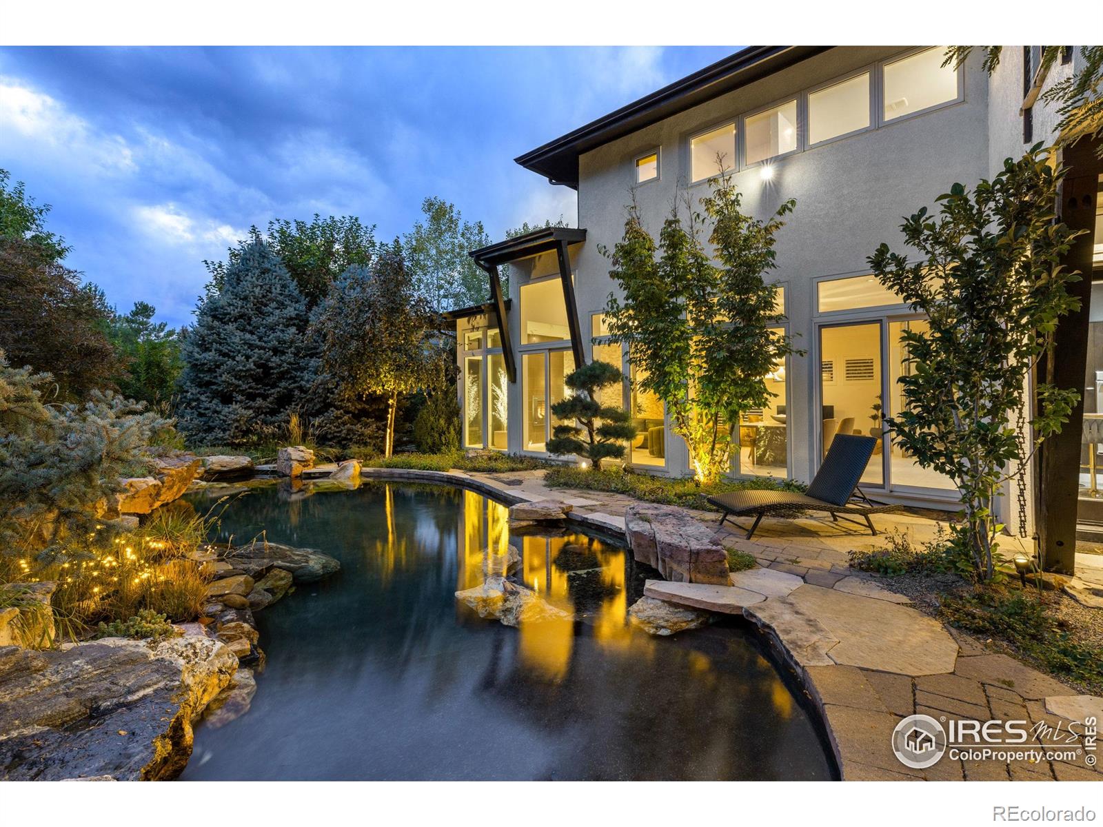 8536 Foxhaven Court