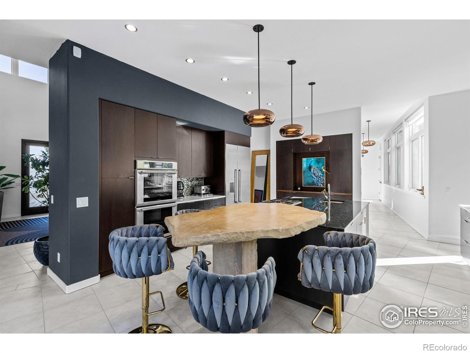8536 Foxhaven Court