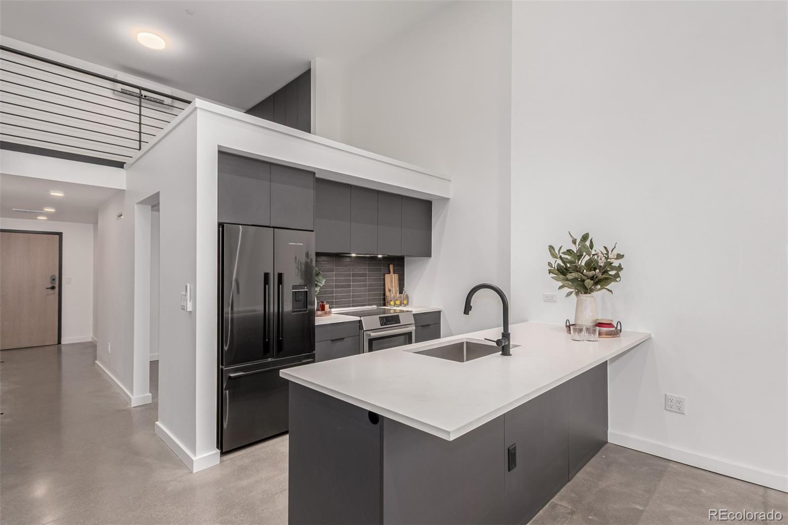 1601 Park Avenue 110